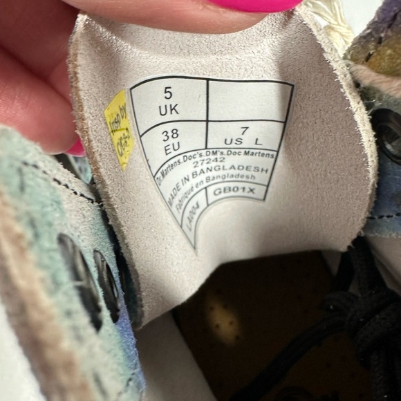 Dr. Martens NIB Pascal Blue Summer Tie Dye Lace Up Boots Women's US 7 EU 38 - Picture 14 of 14